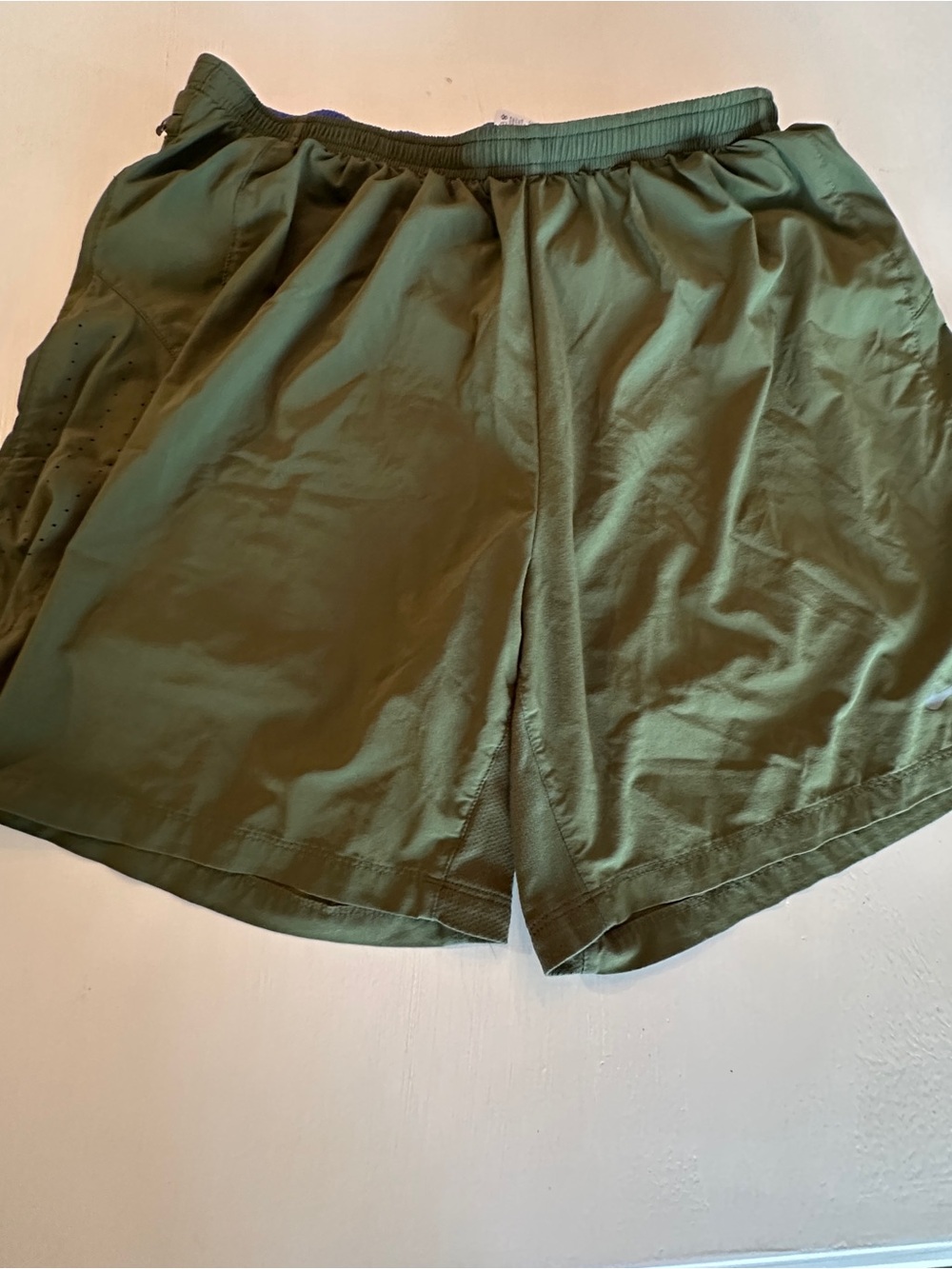 Men’s Nike Dri-Fit Olive Green Athletic Shorts with built in Liner
